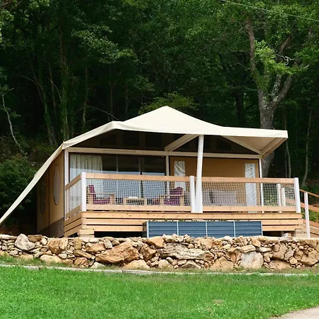 Glamping La Ghianda Luxury tent Elmo